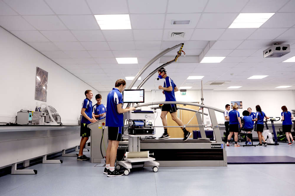Coronavirus Graduated Return to Play for Performance Athletes: Guidance for Healthcare Practitioners
